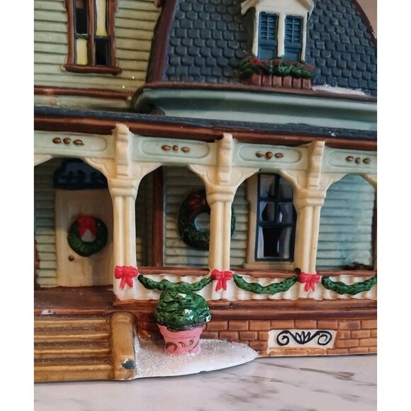 Trim A Home Lighted Ceramic Christmas Village Farm House by Walmart No Light - Picture 4 of 13